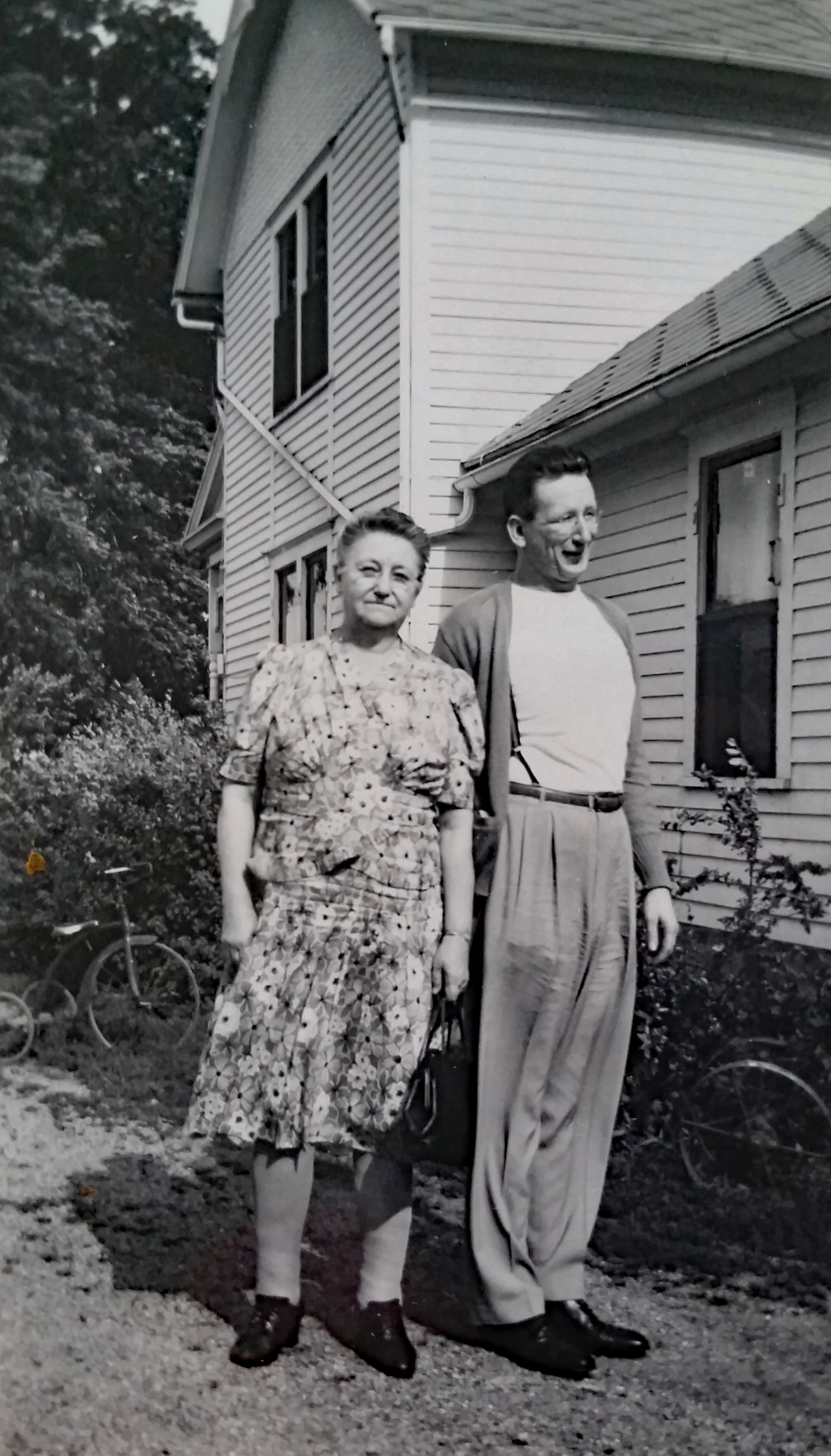 Anton Torkel Jensen and his mother Anna Sofie Mikkelsen Jensen, Wisconsin.