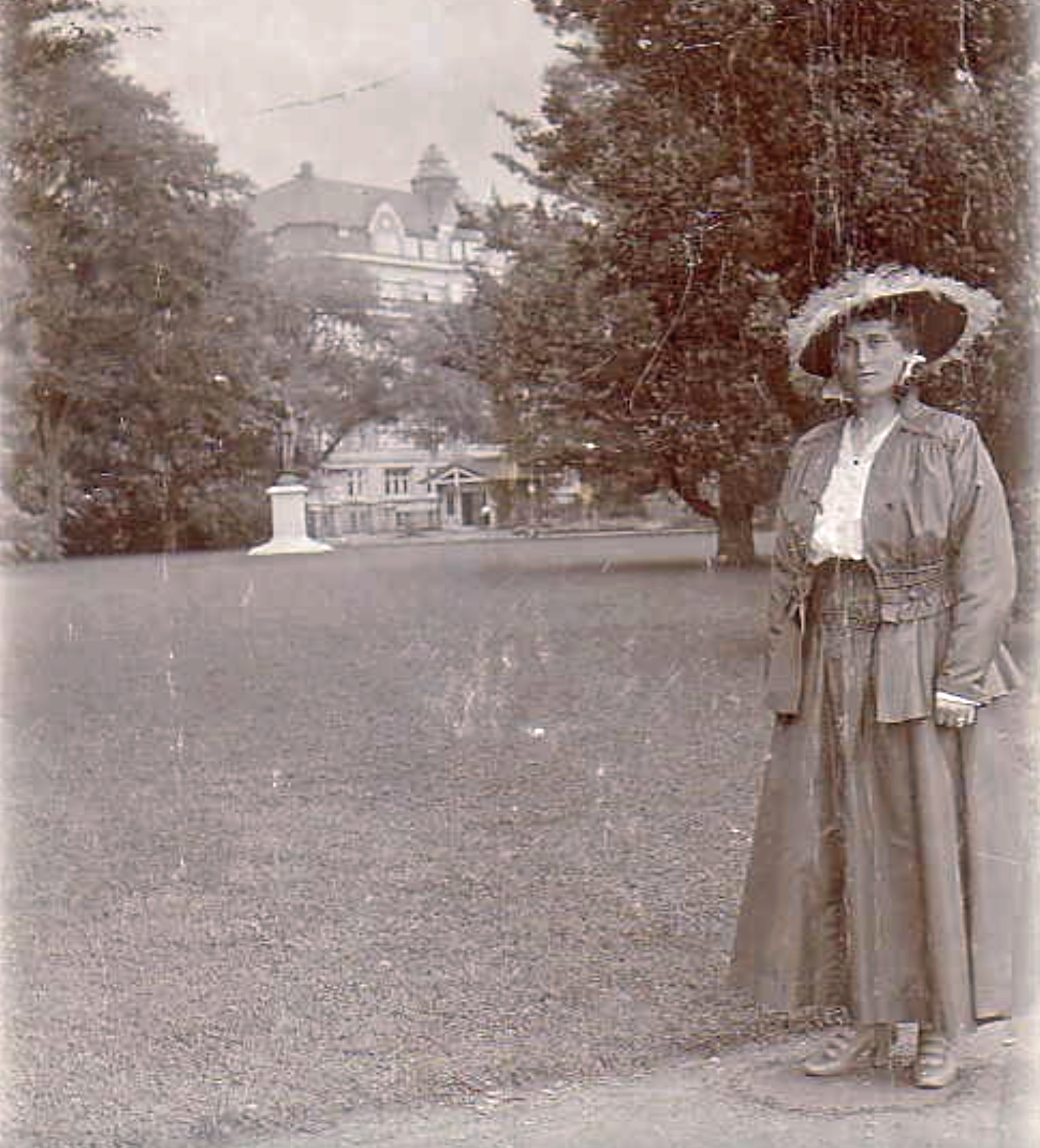 Clothilde Dressel, about 1915