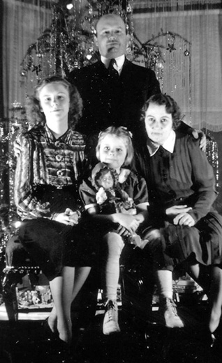 George Petersen family, Chicago 1938