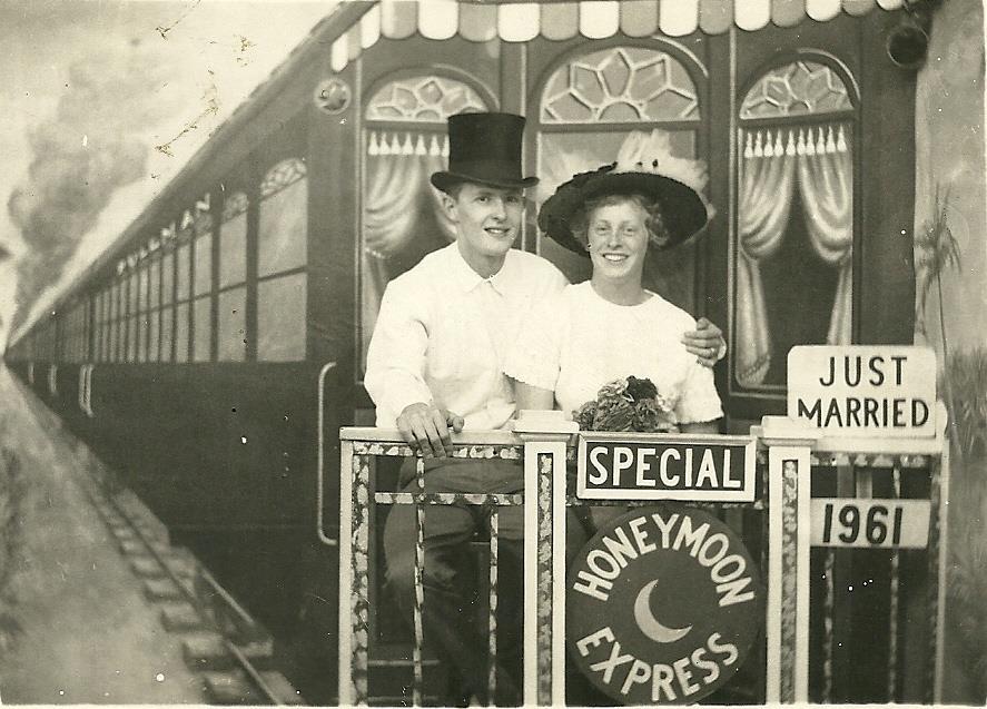 Howard Targonsky and Patricia Betty Moore, honeymoon, 1961, Playland, Rye, Westchester County, New York