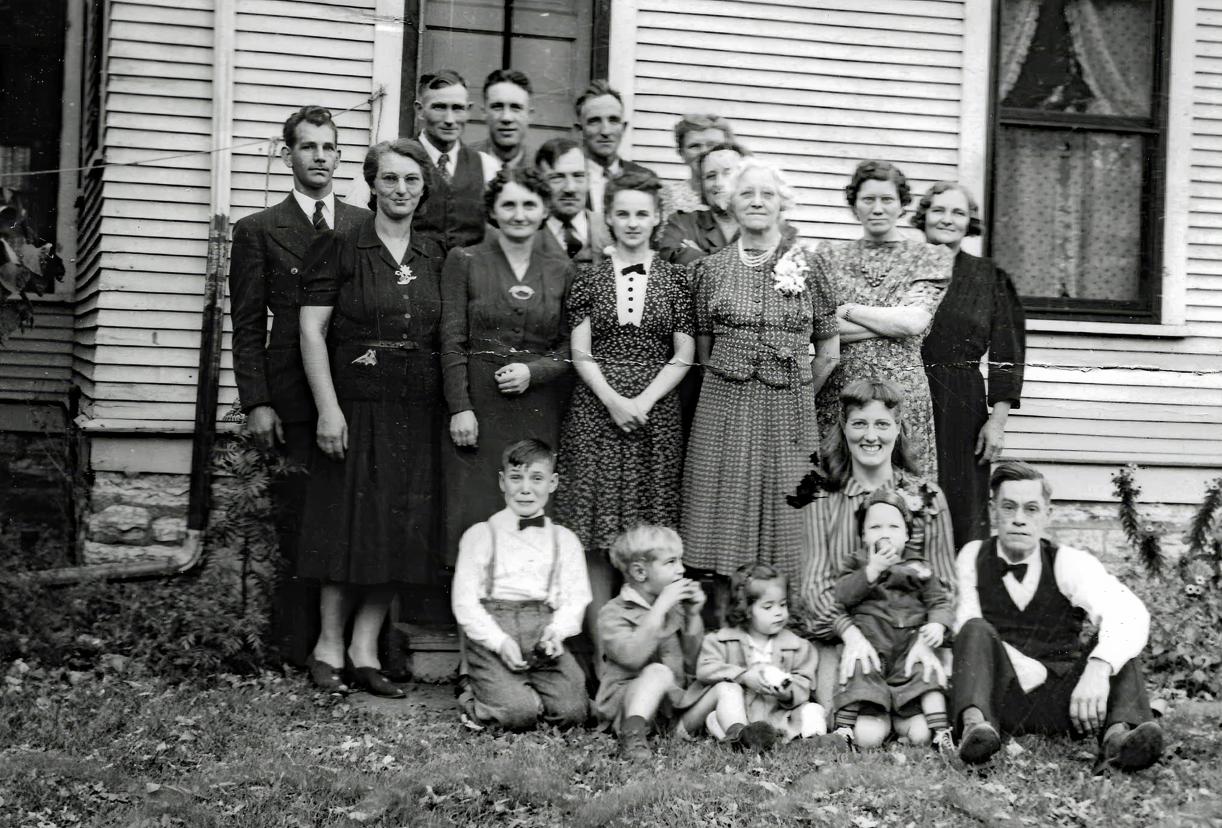 A Kruschke get-together with extended families of Fred and Elizabeth Kruschke.