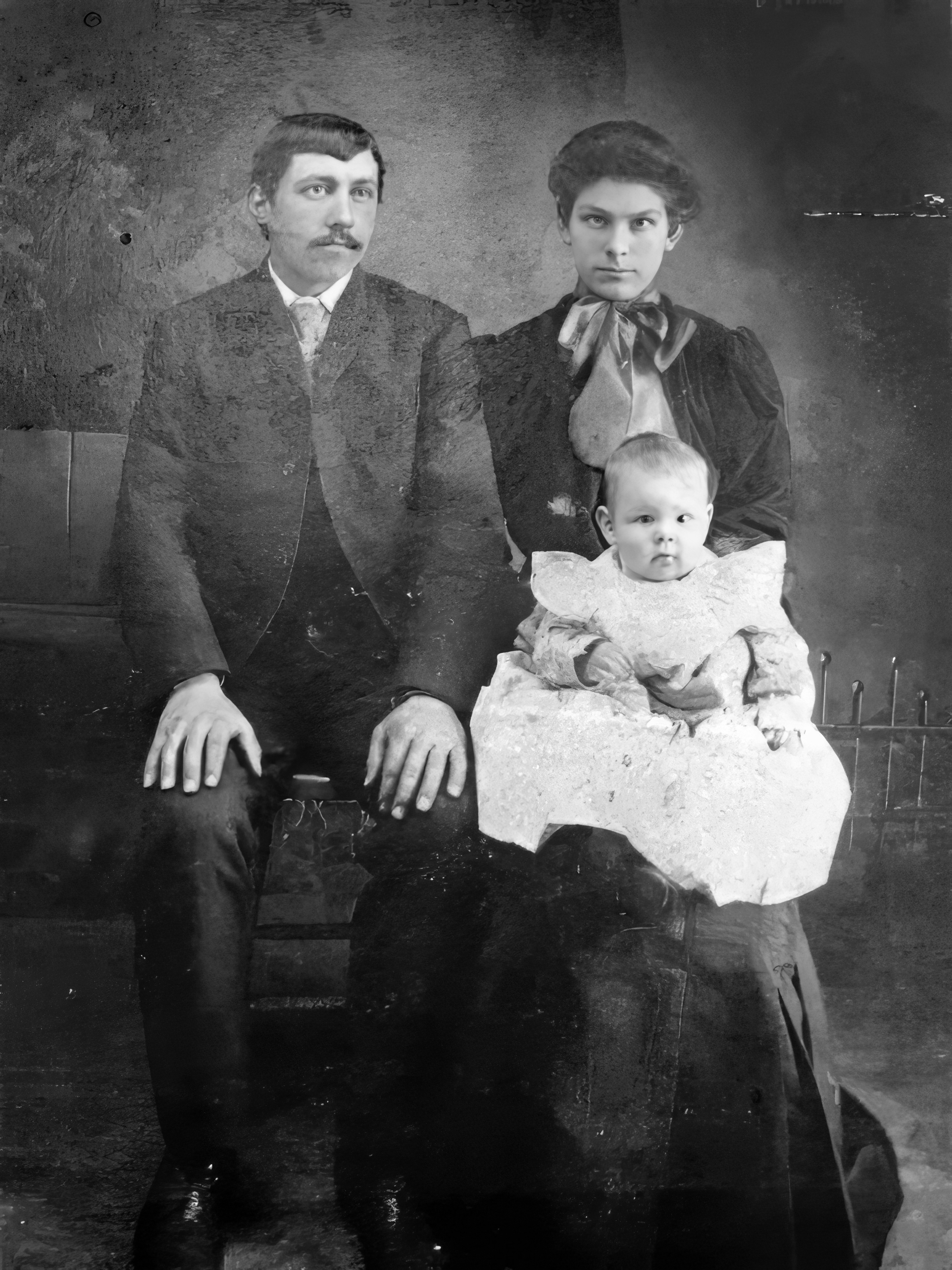 Niels, Lena, and Margaret Petersen, Nebraska 1905