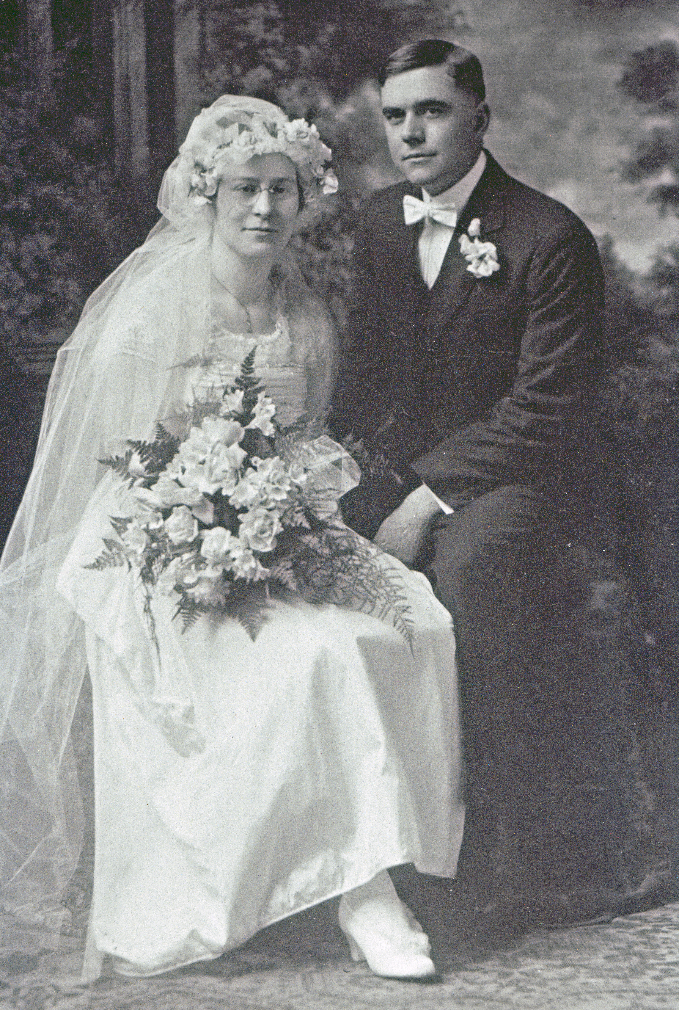 Wedding portrait, Walter and Celestia Bray Petersen, 1917